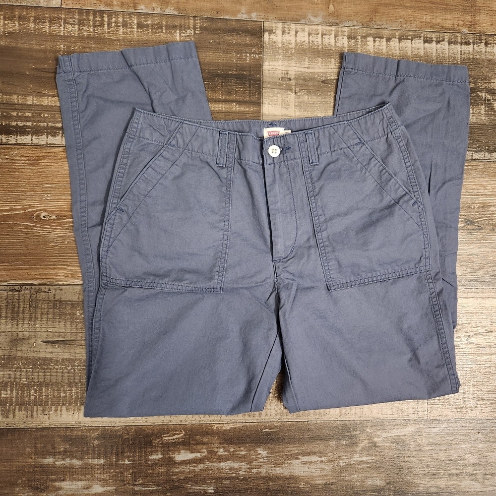 Levi's gray straight leg jeans Size 28